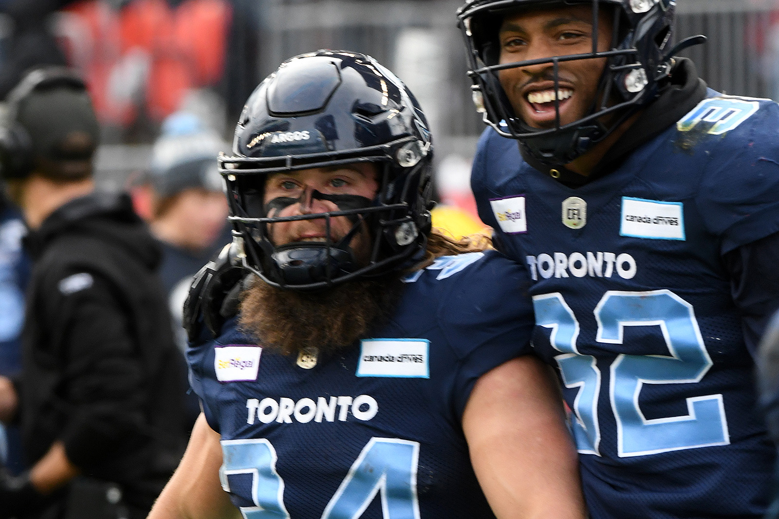 AJ Ouellette rushes for 105 yards and two touchdowns to secure Toronto  Argonauts' win and enable Toronto to clinch playoff spot - BVM Sports